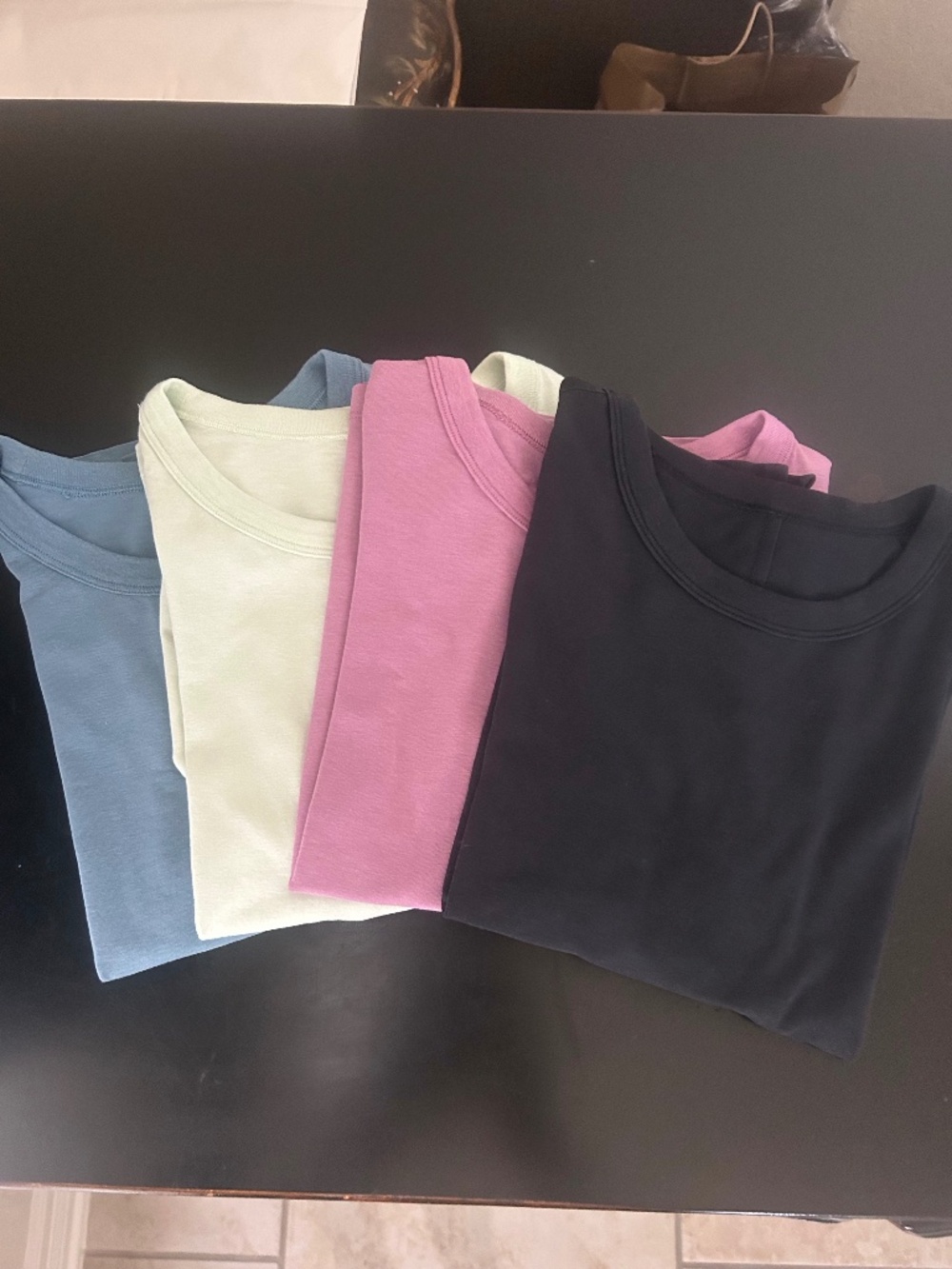 Lululemon Love Crew Short Sleeve. (Set of 4 T-Shirts). Size 4